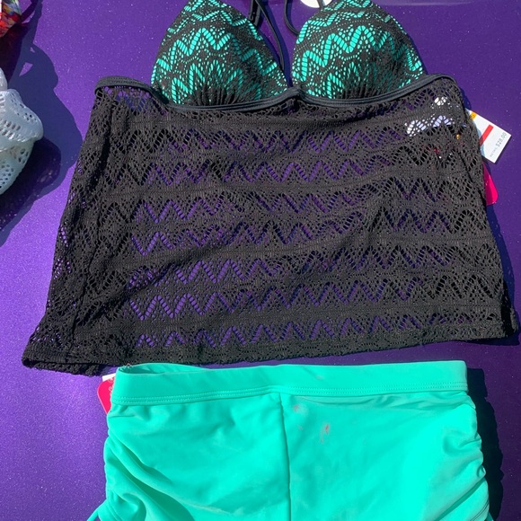 2 piece swim wear - Picture 1 of 7